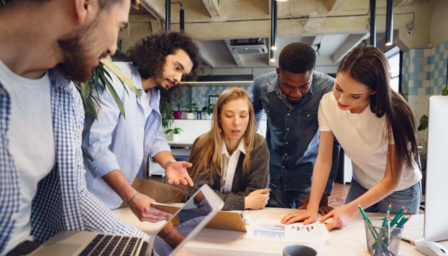 Stratégie digitale d’entreprise optimisée avec Kanoï Consulting à Paris